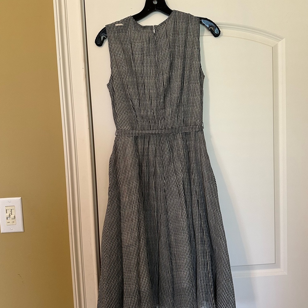 Max Mara Cotton/Silk very feminine light flowy pleated dress